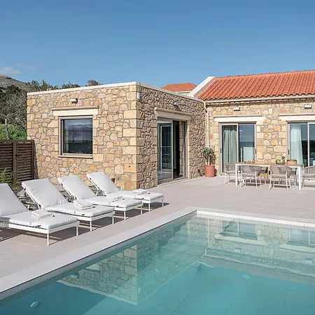 Casa Nougia Villa *